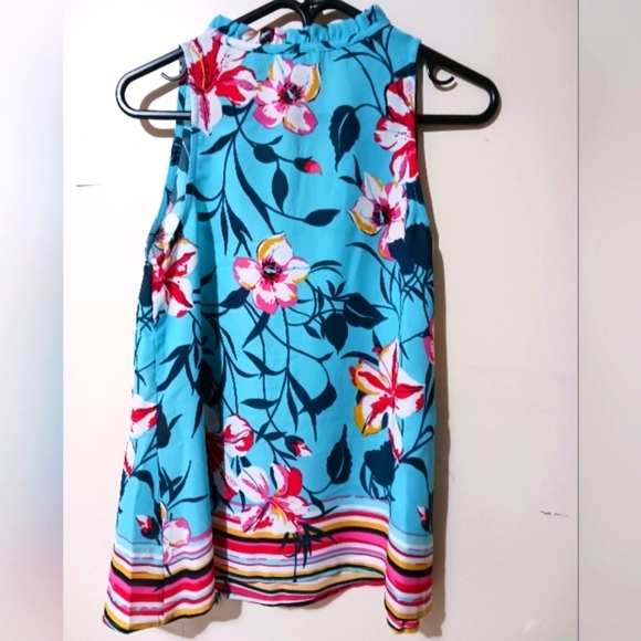 Chenault Sleeveless Top - Picture 7 of 7